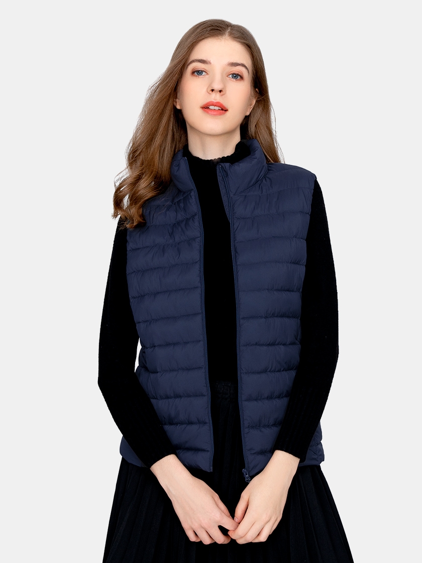 LAPASA Womens Lightweight Water-Resistant Puffer Vest REPREVE® Packable Windproof L24